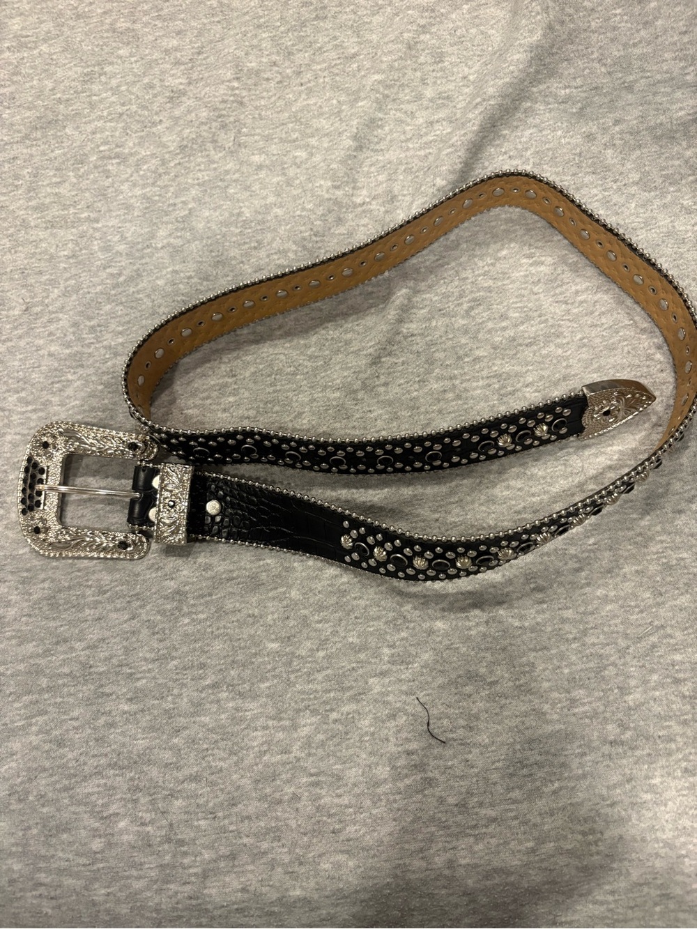 Black Studded Leather Western-Style Belt with Rhinestone Buckle - Picture 5 of 9